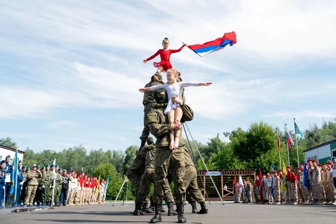 Команды Оренбуржья на региональном этапе «Зарницы 2.0» 💪

Испытания на выносливость, смекалку и уме