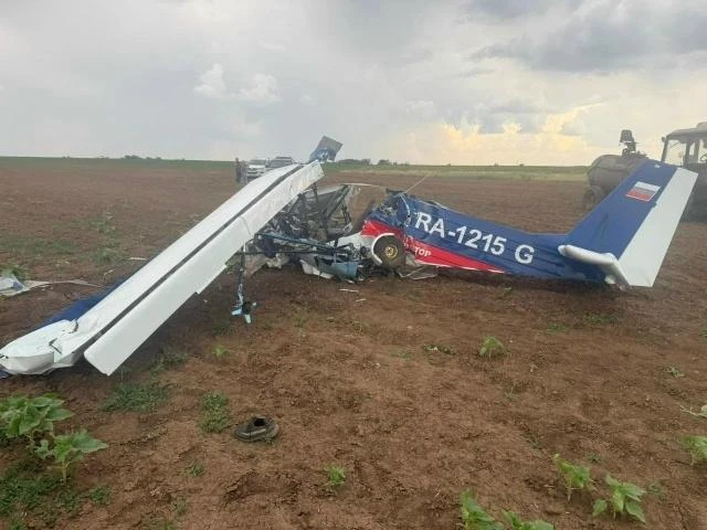 По факту аварийной посадки самолёта под Волгоградом возбуждено уголовное дело

Следственный отдел на