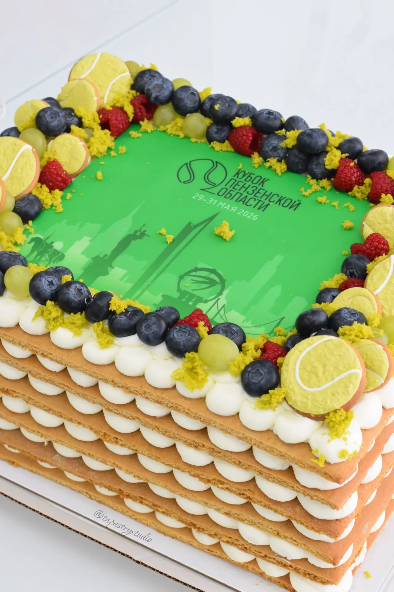 🎾🎾корпоративный торт 🎾🎾

МАХ Татьяны Назаренко