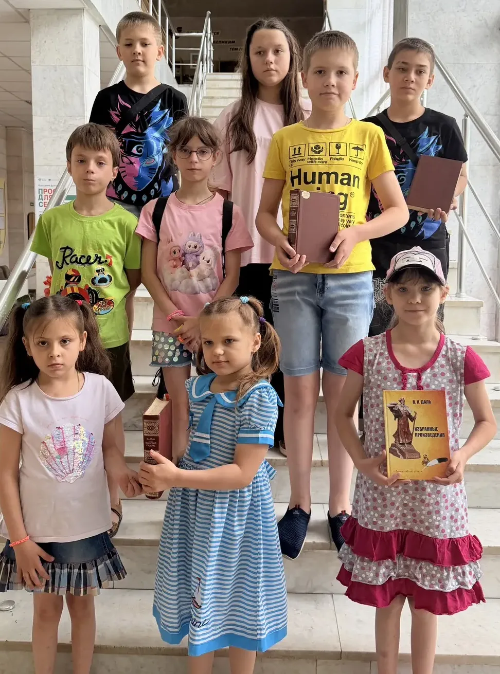 Библиотеку посетили воспитанники ГБОУ ЛНР «Луганский детский дом». К 225-летию со дня рождения В.И. 