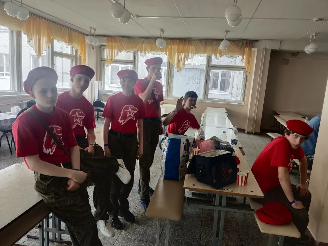 Небольшая передышка в насыщенном дне 💪

Наша команда сейчас на перерыве во время зонального этапа В