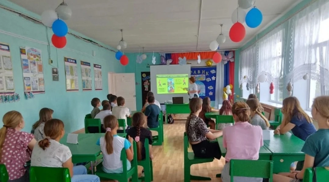 В рамках месячника антинаркотической направленности "Здоровье нации - в наших руках" воспитанники ле