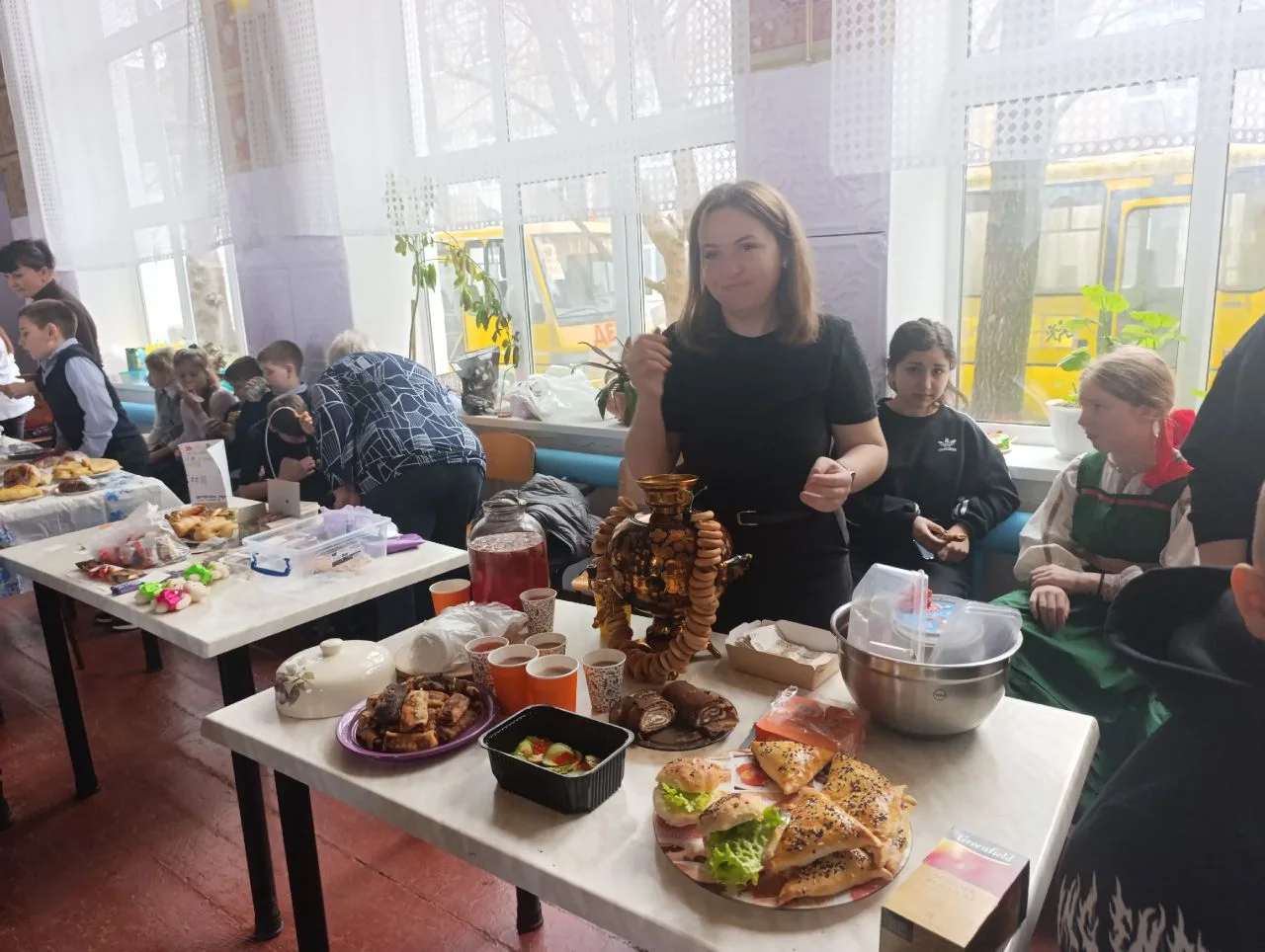 🥞 Блинный разгуляй добра в Новониколаевке! Благотворительная ярмарка прошла на УРА! 🥳🇷🇺

16.02.2