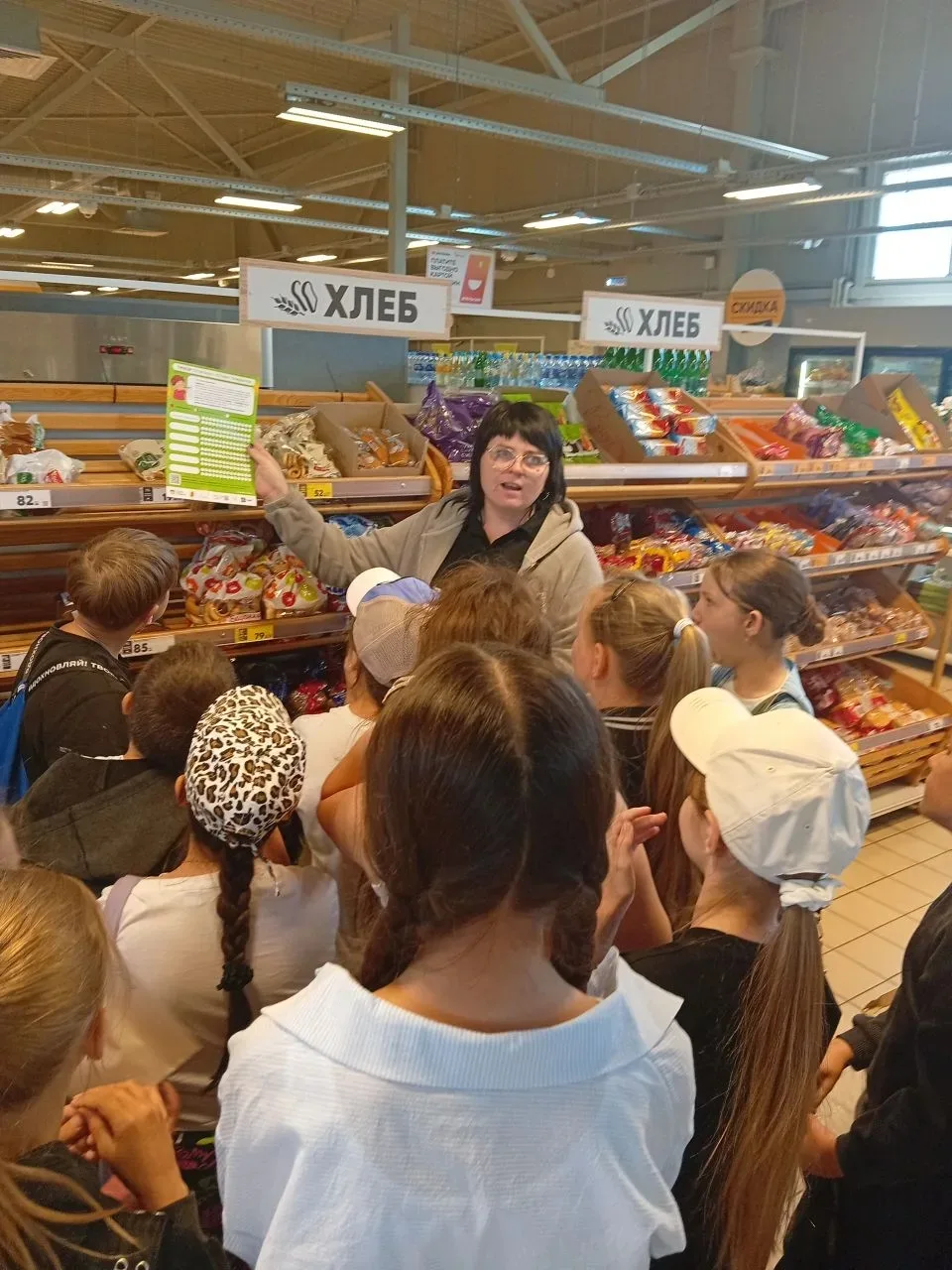🍎 Каникулы с пользой: маленькие секреты большого магазина! 🛒

Лето — это не только время для игр, 