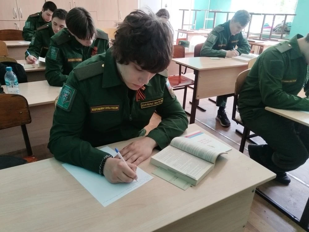 ВОЕННО-УЧЕБНЫЕ СБОРЫ

🗓️ 27 мая для учащихся 8 и 10 классов МБОУ "Школа 82" стартовали военно-учебн