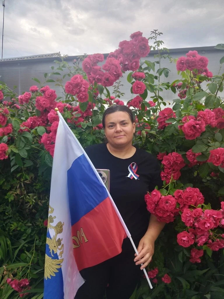 11 июня жители хутора Красноармейский присоединились к Всероссийской акции "Флаги России".
Флаг - эт
