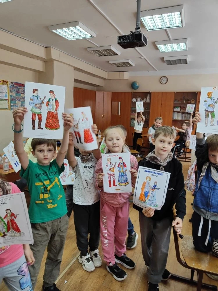 Палитра России: как в «Веснушках» поздравили страну! 

День России — это не только квесты и приключе