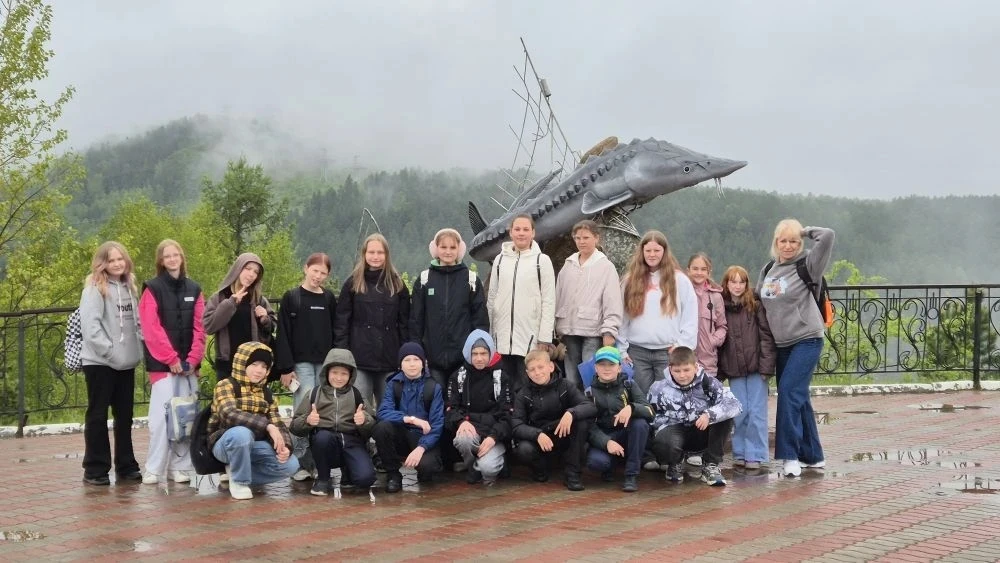 5 «Д» в гостях у Астафьева

30 мая ученики 5Д класса вместе с классным руководителем Ольгой Геннадье