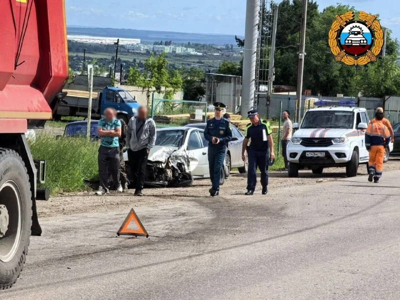 В Саратове 11 человек пострадали в столкновении «Газели» и «Калины»

К счастью, никто не погиб

