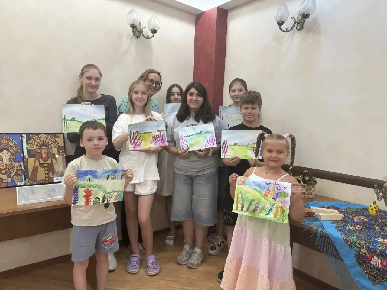 🤩 Также в предпраздничный день в «Красковском культурном центре» прошел мастер-класс по изобразител