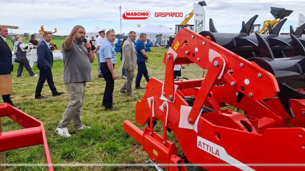 🌾 Итоги Дня поля в Ленобласти! 🌾

11 июня вместе с партнёрами «Хорошая Техника» и «Спецснаб» показ