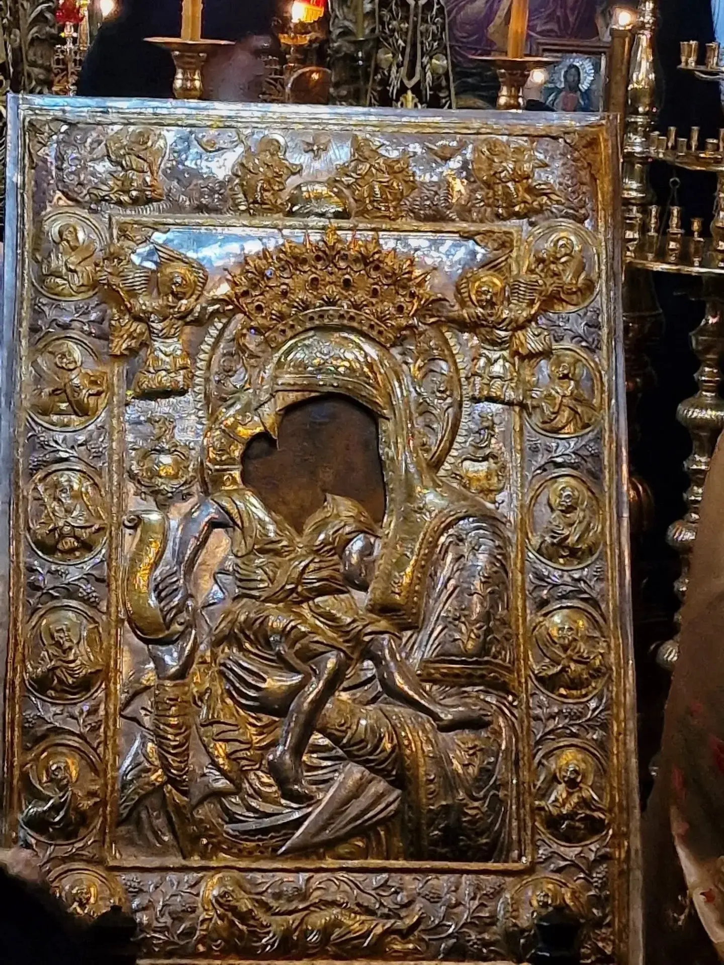 🌿🙏Веруйте от всего сердца, от всей души, что Царица Небесная никогда нас не покинет, никогда нас н