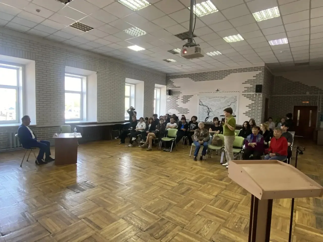 Май в колледже получился насыщенным событиями, встречами и достижениями.

9 мая волонтёры Победы из 