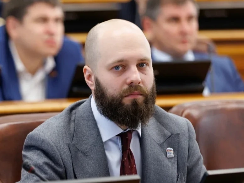 📌Артемий Галицын:  Теперь ежемесячную выплату в размере 18 700 рублей будут получать члены семей уч
