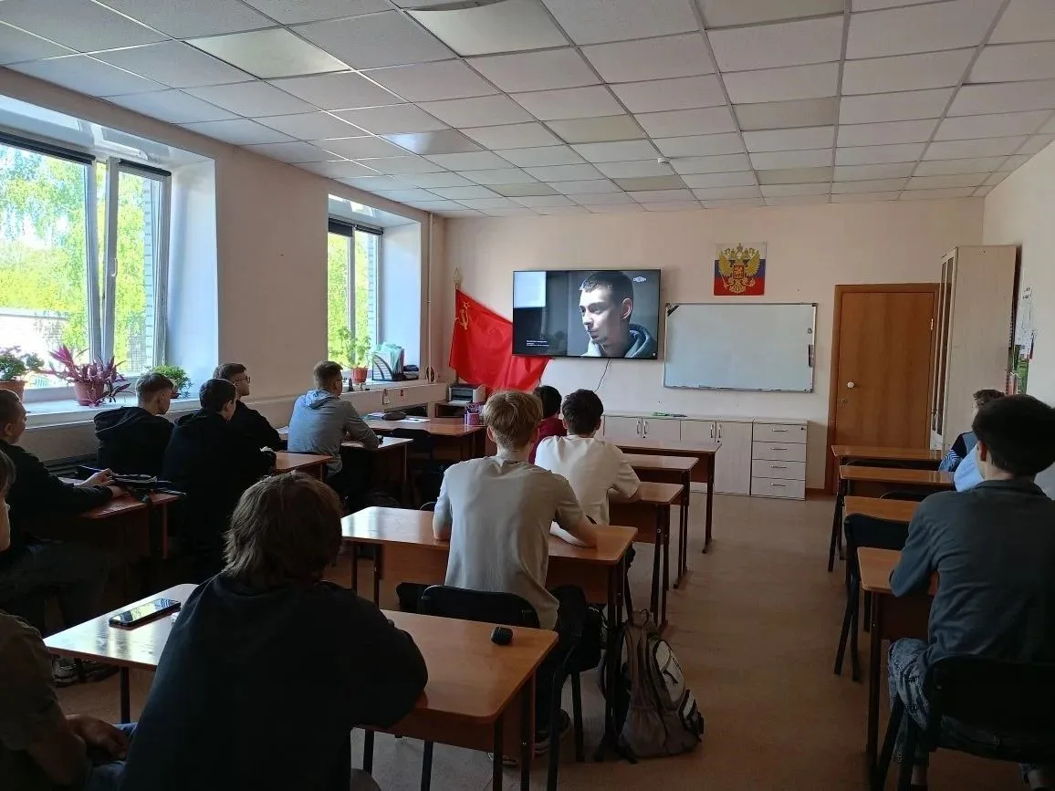 Фильм «Предательство»: социальная картина о ловушках для молодёжи
 
Студенты группы ТМ-251 Алтайског