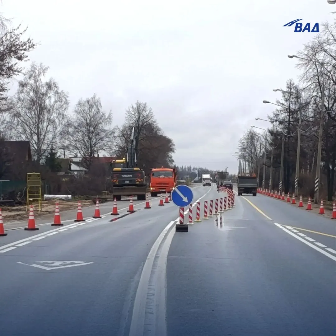 На подъезде к Ростову Великому расширяем трассу М8 "Холмогоры".

Первые кадры с нового объекта в Яро