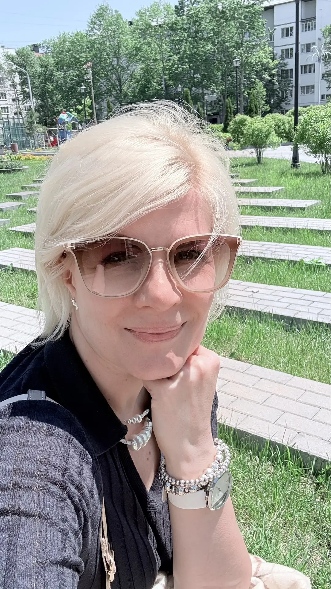Уважаемые родители,

Хочу лично поблагодарить вас за теплые слова, за слезы радости, за объятия и, в