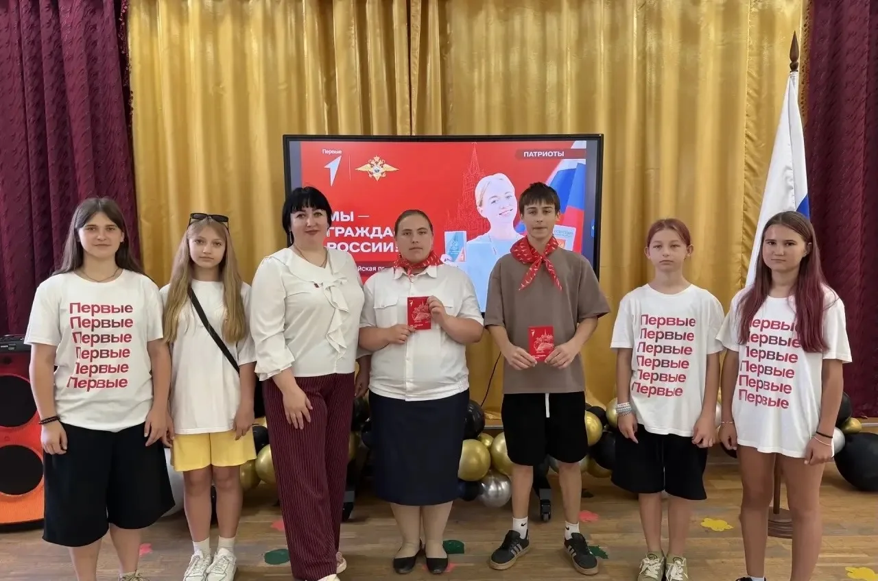 В пришкольном оздоровительном лагере "Колос" состоялась трогательная церемония в честь приближающего
