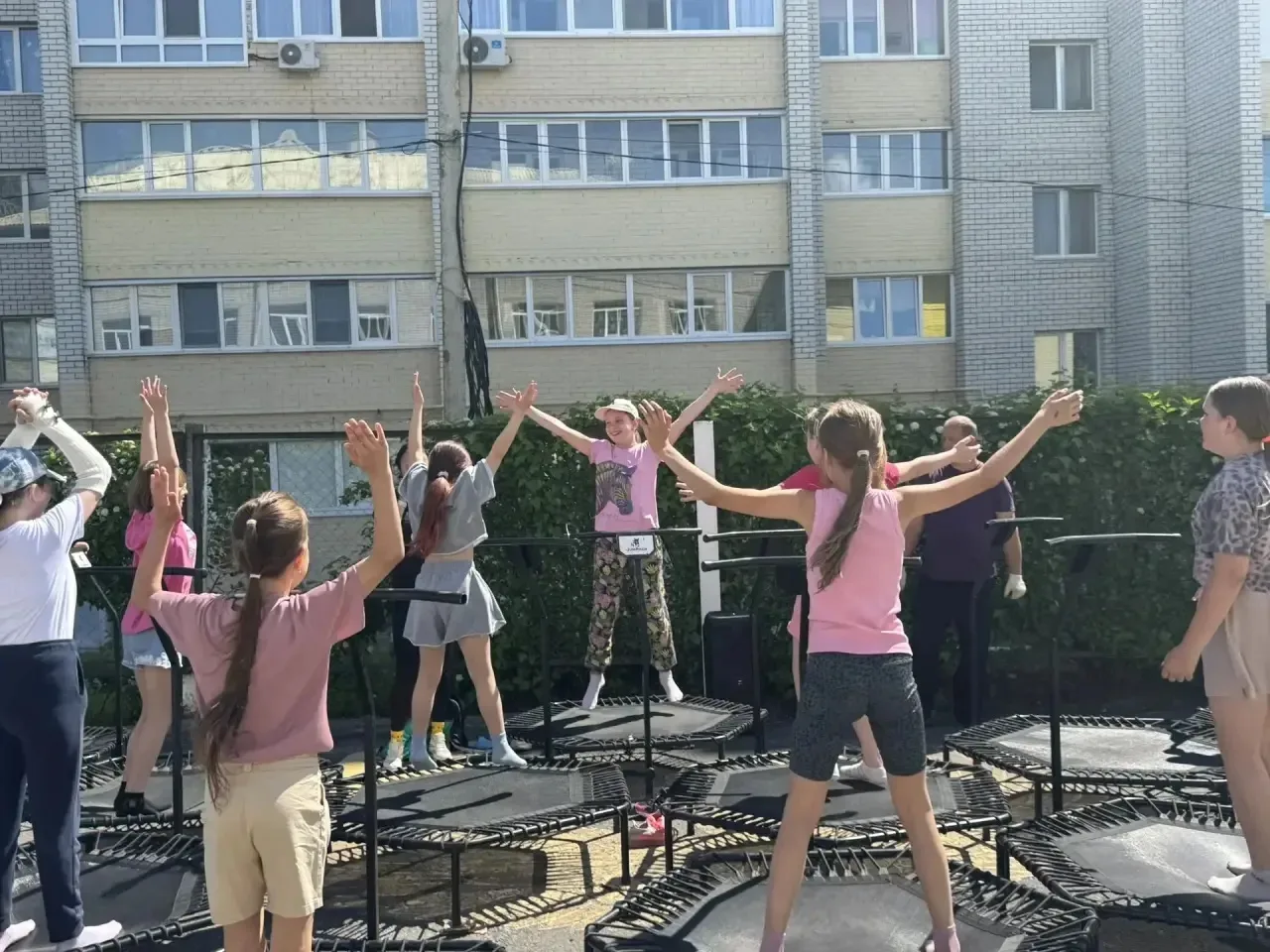 ✅5 июня в школьном оздоровительном лагере был посвящён спорту. Утро началось с энергичной гимнастики