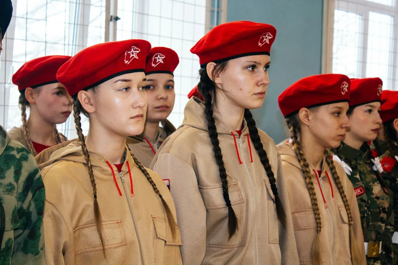 #Патриотическое_воспитание
#Девушки_в_погонах #Патриот43
21 апреля завершились соревнования "Девушки