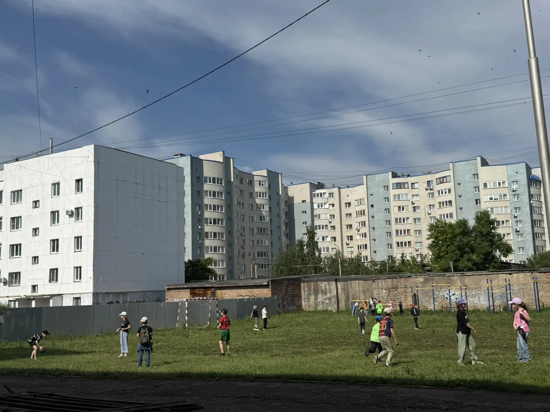🌟 Сегодня в нашем лагере был насыщенный, интересный и очень веселый день!

Утро традиционно началос