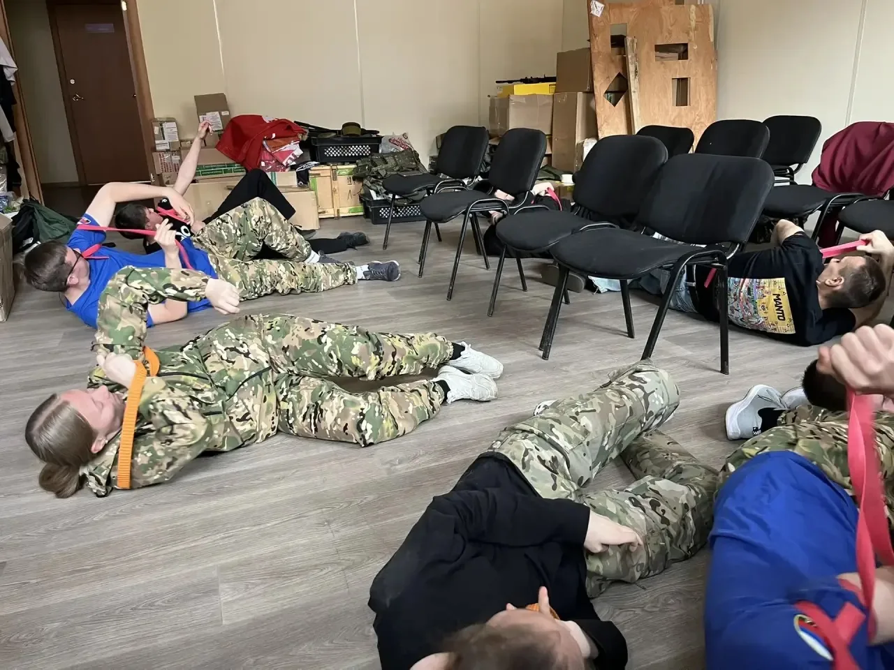 ❗️Тренировки
Мы начали свою подготовку к зарнице,уже за 2 дня мы сделали многое: тактическая медицин