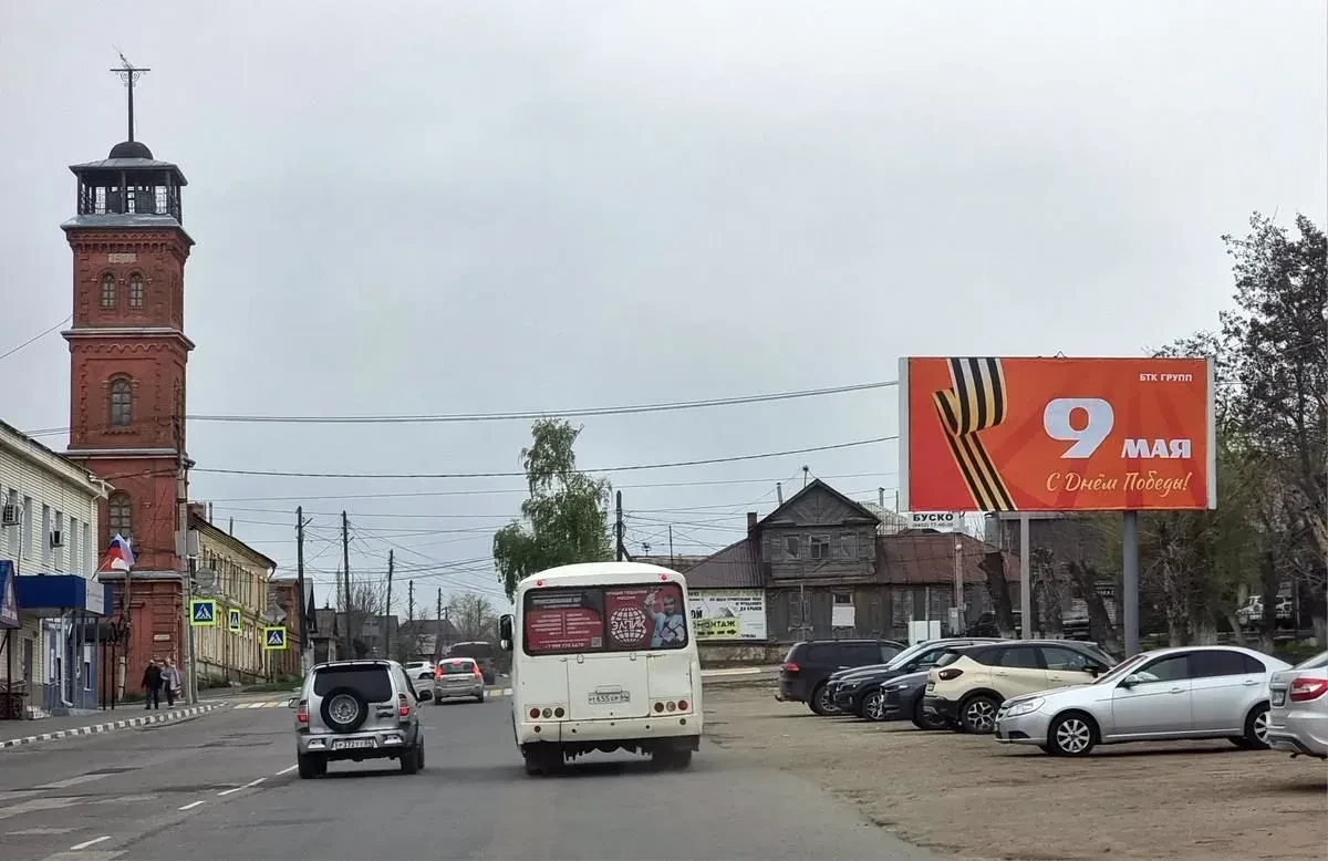 Отгремели салюты, возложены миллионы цветов, памяти павших в войне молчаливы минуты. Это не забыть и