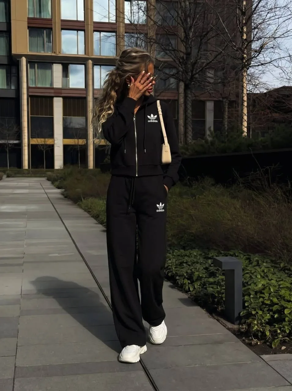🔥Размеры: M. L.XL.
42-44-46-48-50
🔥Цена: 4100 рублей 

✈️Отправка по всей России 
‼️Оплата за това