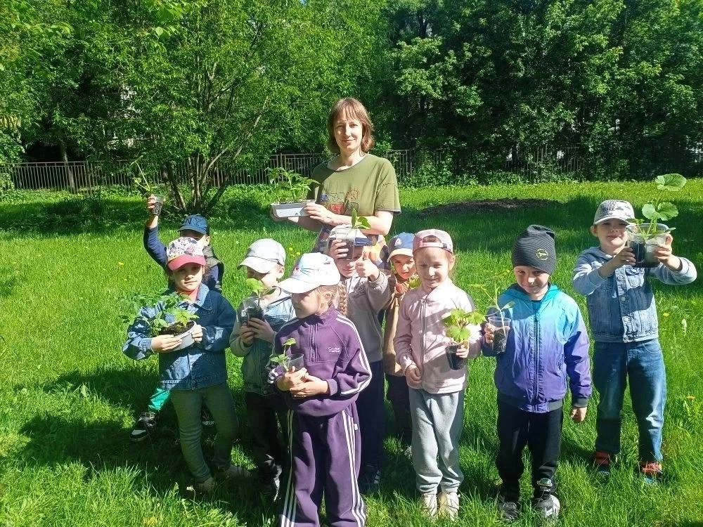 🌿 Этим летом экология — в центре внимания!

Забота о природе и осознанное отношение к окружающему м
