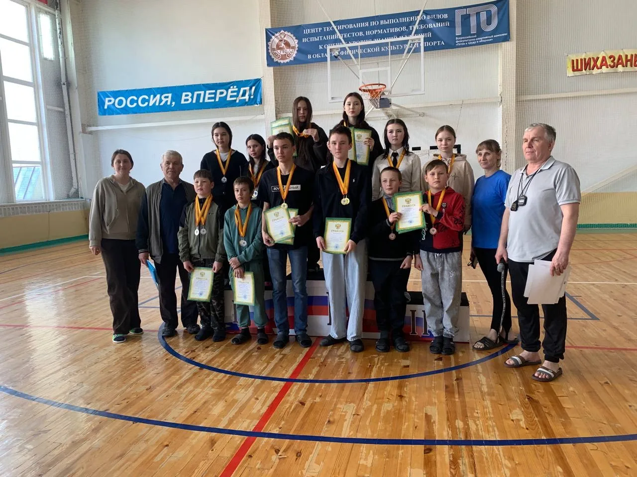 🥇Рубрика «Наши достижения»

🏊‍♀️22 апреля в ФСК «Импульс» прошли соревнования по плаванию в рамках