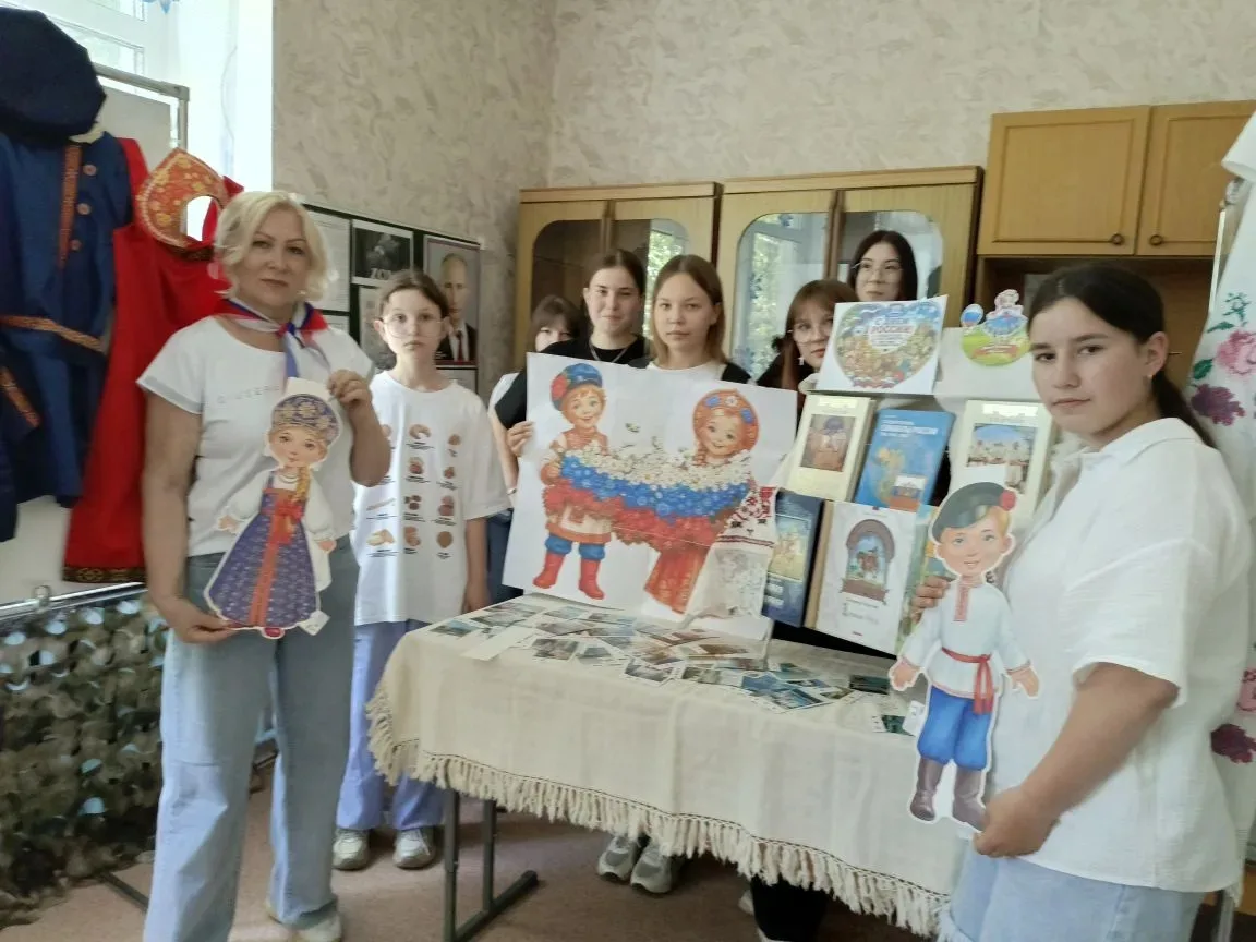 💫В школьном музее состоялась литературно-историческая викторина под названием «Страницы истории вел