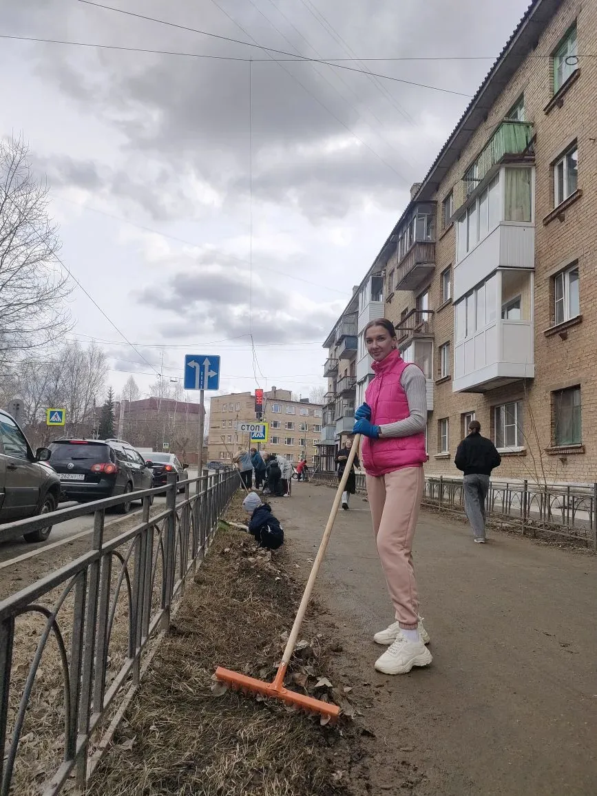 🧹Ухта, на старт, внимание… грабли! 25 апреля прошел Большой Весенний Субботник

Пока весна нерешите