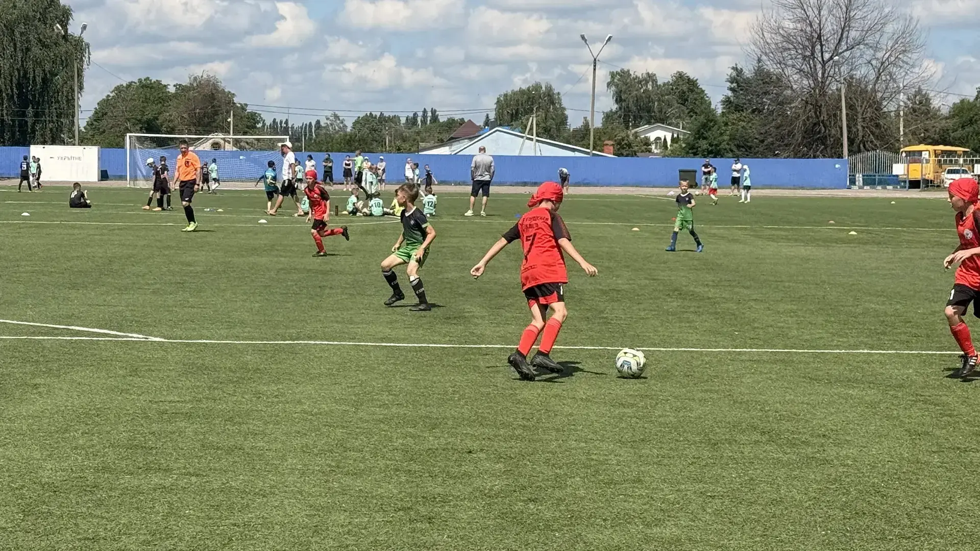 Будущее нашего спорта начинается здесь! ⚽

Проект «Добрый спорт» при поддержке Благотворительного фо
