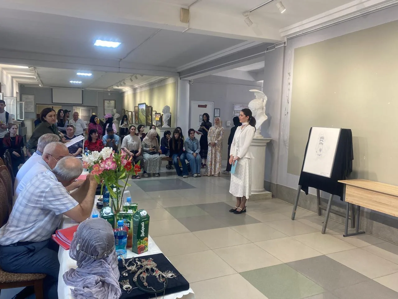 Защита дипломов отделения художественной обработки металла прошла в формате открытой презентации. Ст