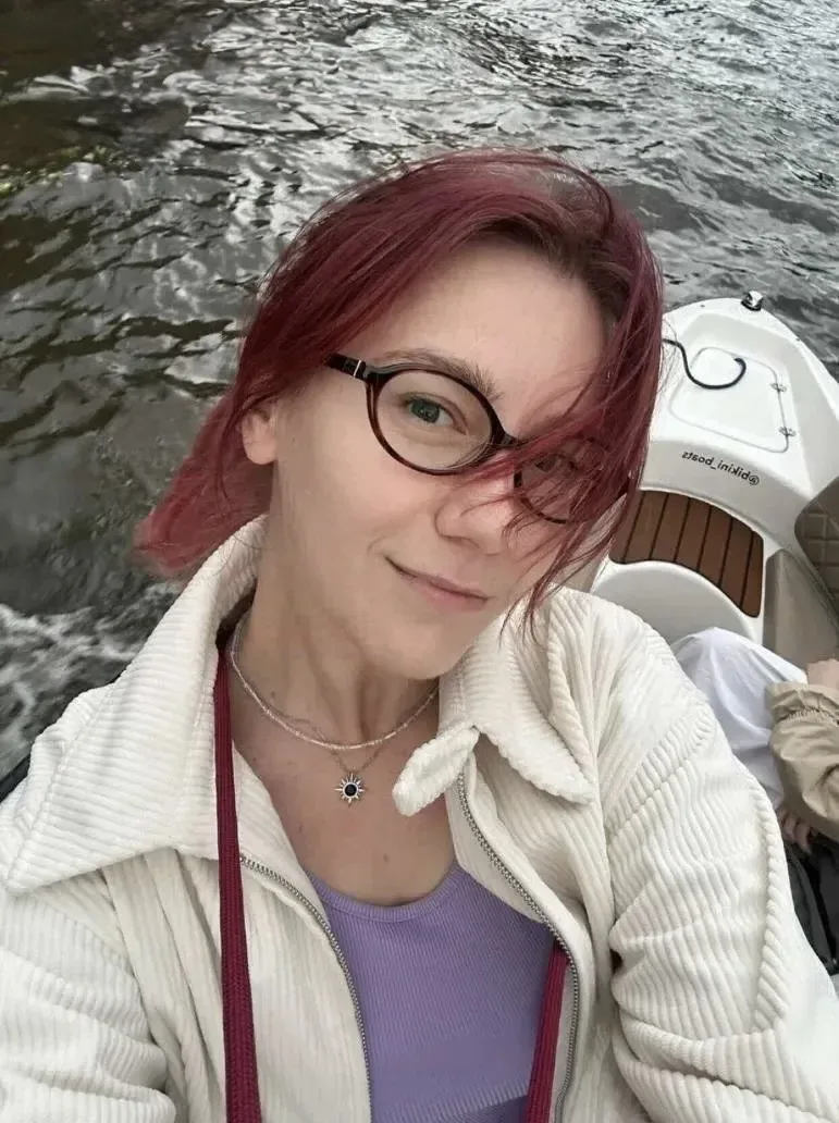 Россиянка ослепла после массажа ног во Вьетнаме: зрение не удалось полностью восстановить

27-летняя