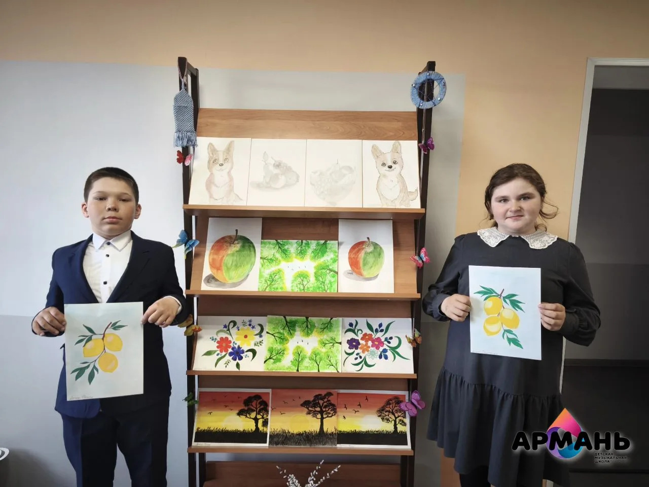 🎨✨ Сегодня подошла к концу итоговая выставка работ учеников первого класса отделения живописи, и мы