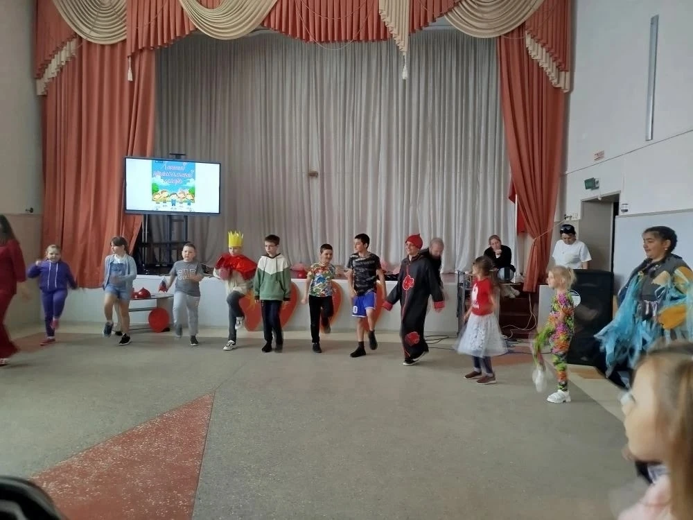 🎉 В нашем лагере прошёл тематический день «День русских супергероев»!

Ребята познакомились с образ