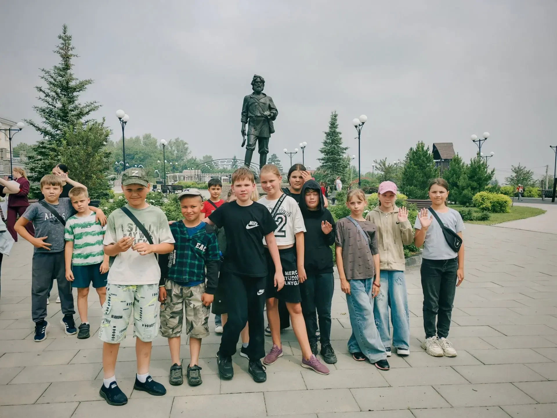 Лето — пора не только отдыхать, но и заряжаться здоровьем! Ребята из лагеря «Гагаринцы» провели акти
