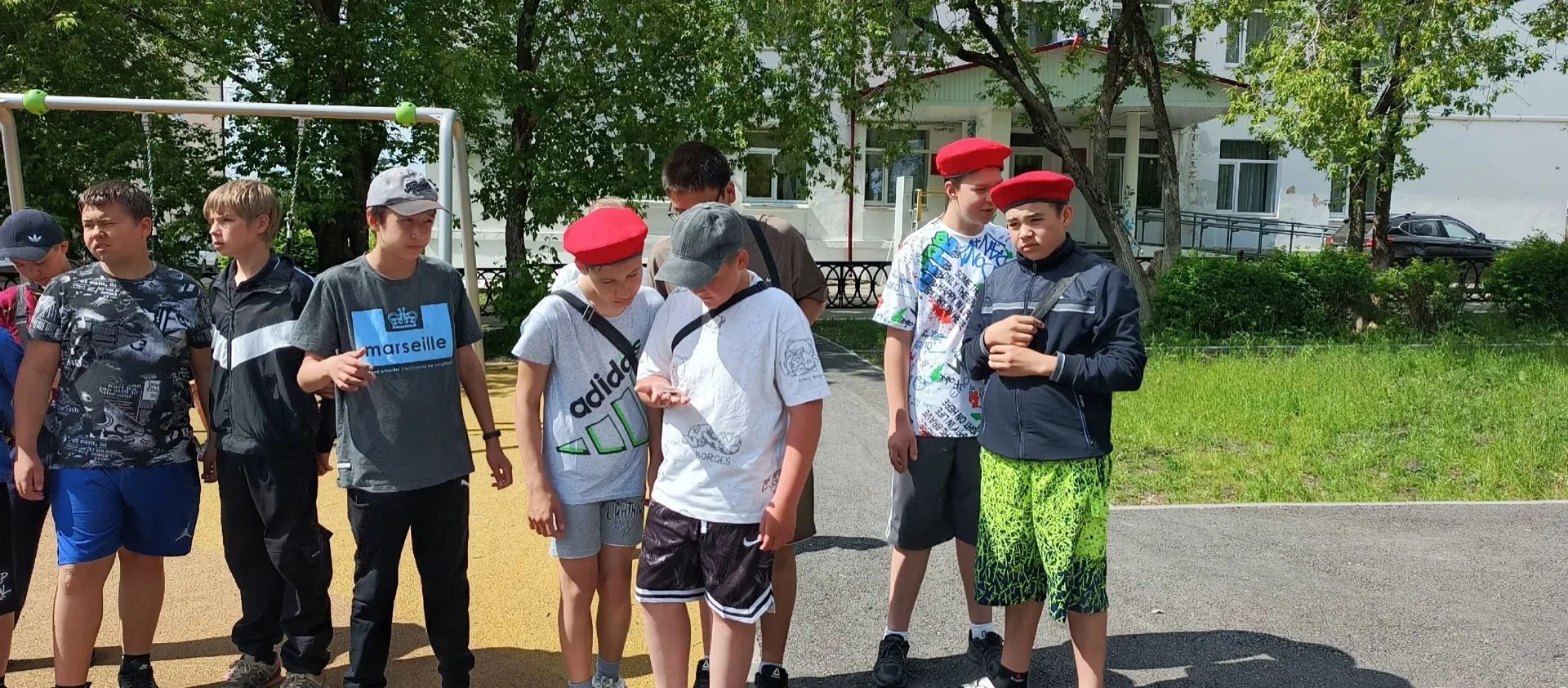 🧭🗺️ Юные разведчики в лагере «Планета детства»!

Сегодня, 9 июня, ребята из нашего школьного лагер