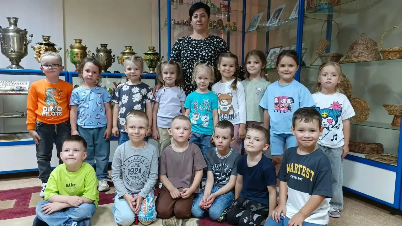 ✨ Наше тёплое путешествие в прошлое! Экскурсия в музей «Народные умельцы»

👧🧒 Сегодня наши ребята 