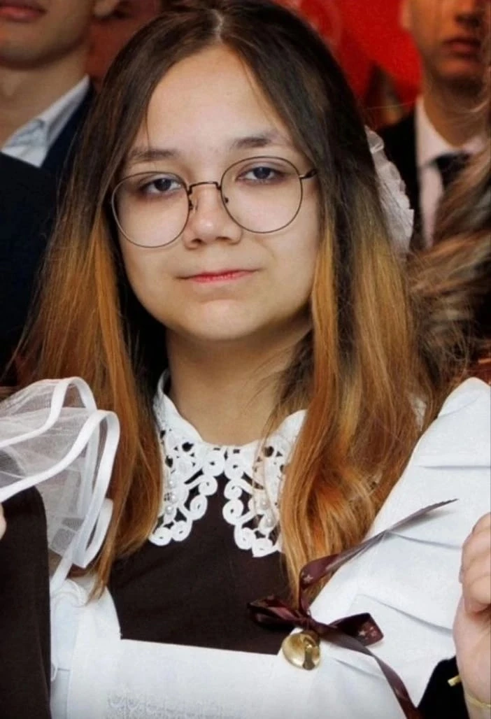 🎉Поздравляем Тиникову Аделину, ученицу 11 "А" класса МБОУ «Янтиковская СОШ имени Героя Советского С