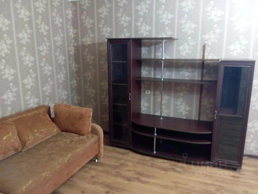 Сдам без посредников: 1-комнатная квартира, 55м²
Цена: 45000
Адрес: Люберцы, Пригород, Юбилейная ули