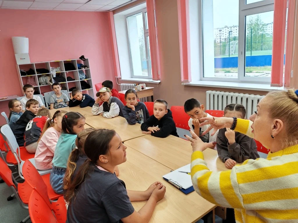 Центр дополнительного образования, в лице Мамаевой Виктории Анатольевна, провел для ребят творческий