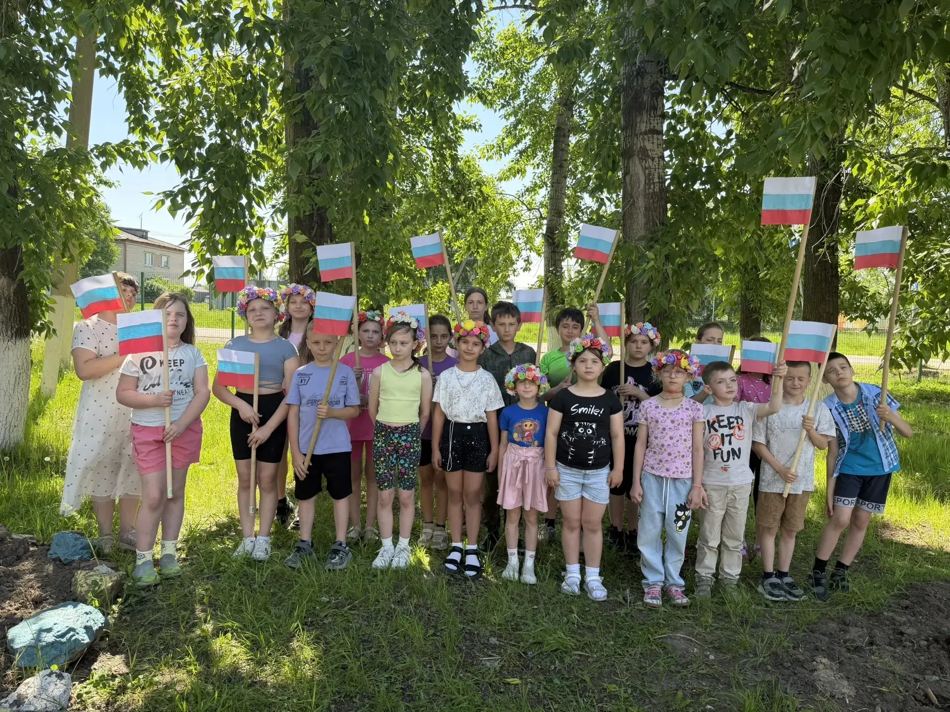 Вся неделя в пришкольном лагере при МБОУ СОШ с.Гаровка-1 была посвящена Дню России! 🇷🇺

За эти дни