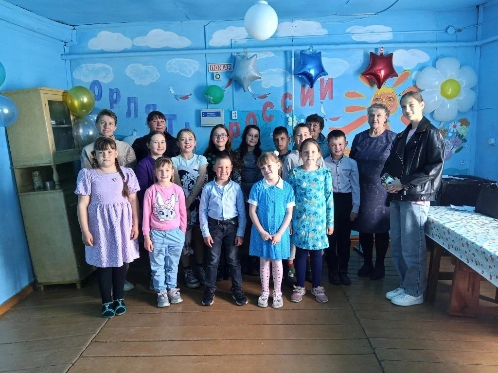6 июня.Торжественное открытие школьного лагеря «Орлята России»!

Ура! Наступили долгожданные летние 