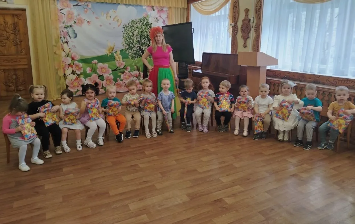 🎂День рождения для малышей — один из самых любимых праздников. 
В группе 9 состоялся праздник — Ден