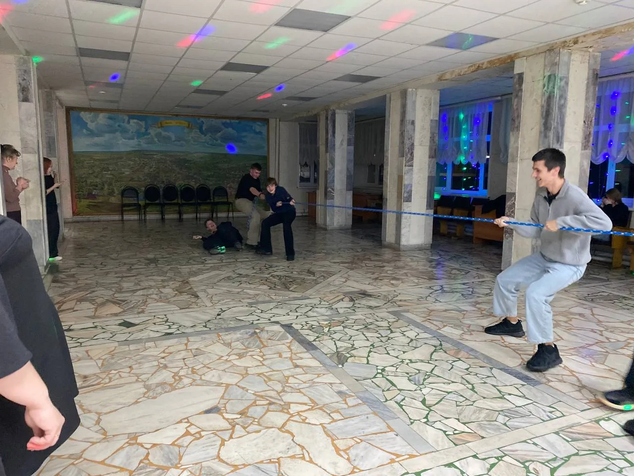 21 февраля в РДК прошла праздничная игровая программа для молодежи, посвящённая Дню защитника Отечес