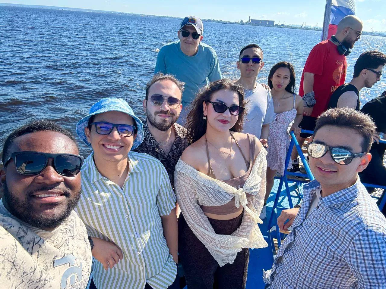🛳️ Слушатели Подфака завершили учебный год экскурсией в Свияжск
 
После сдачи выпускных экзаменов с