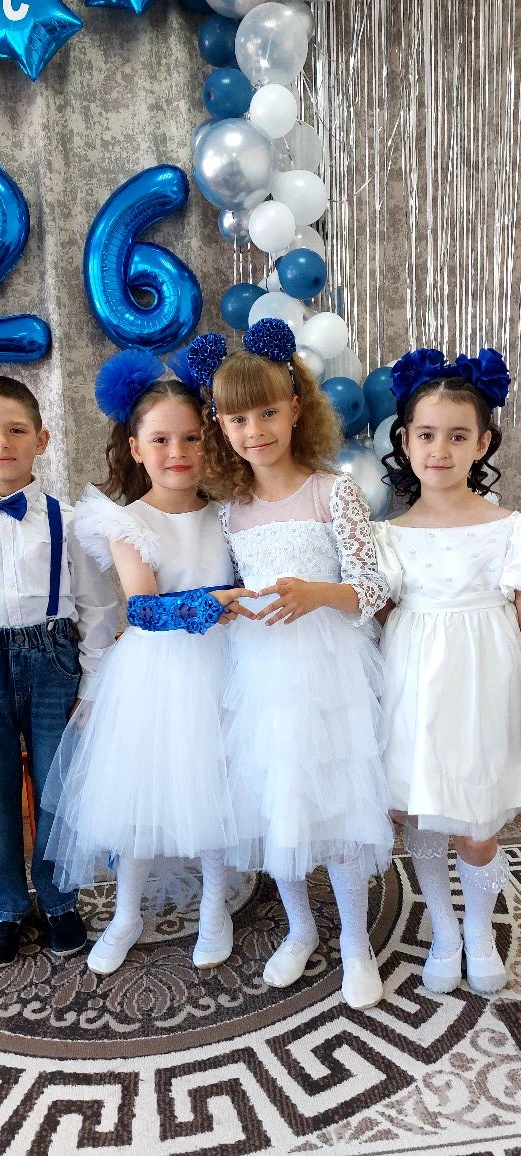 29 мая🌹 в нашем детском саду  прошел Выпускной бал🎈🎈🎈 для детей
👧🧒🏻👧🏻 подготовительной груп