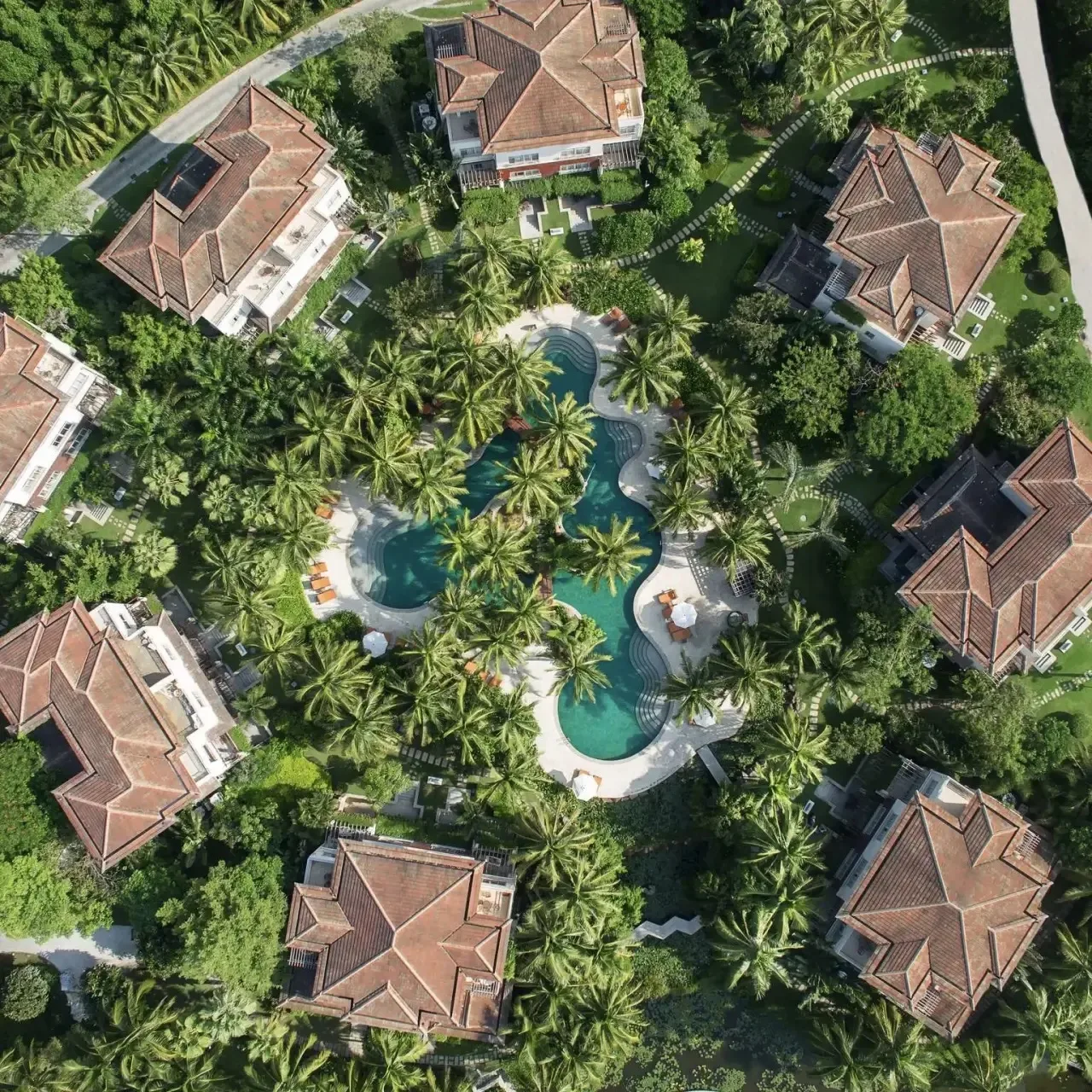 🌴Тропический отдых на Хайнане

Sanya Yalong Bay Swiss & Mercure Hotels 5*— комфортный отель в живоп
